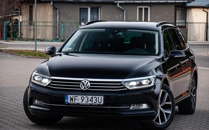 Volkswagen Passat cena 54900 przebieg: 209128, rok produkcji 2015 z Krynica Morska małe 137